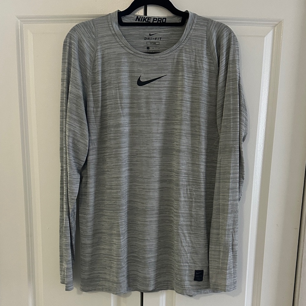 Nike Pro Dri-Fit Men's Heathered Gray Long Sleeve Tee